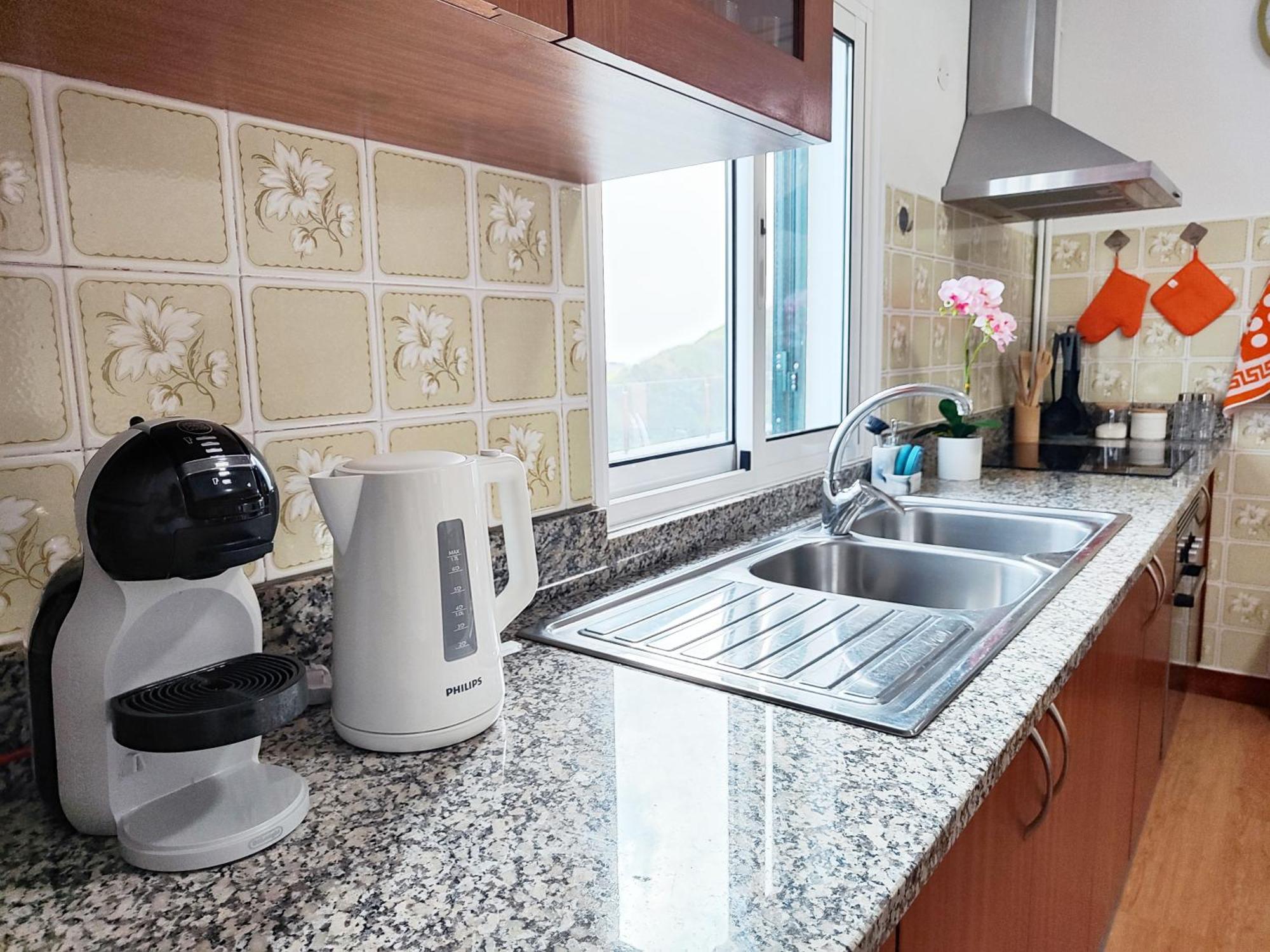 Gateone Al Airport View House Villa Machico  Ngoại thất bức ảnh