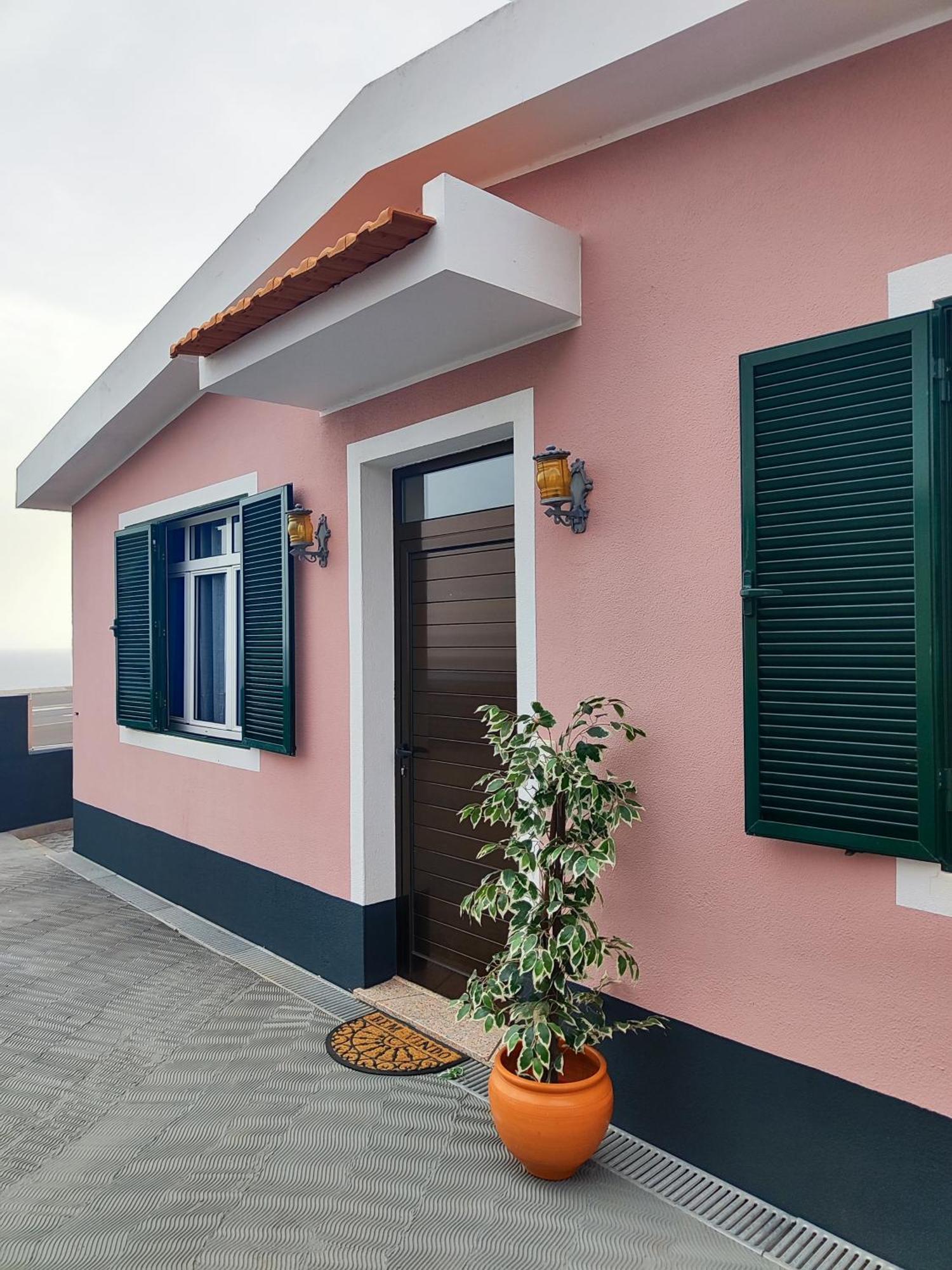 Gateone Al Airport View House Villa Machico  Ngoại thất bức ảnh