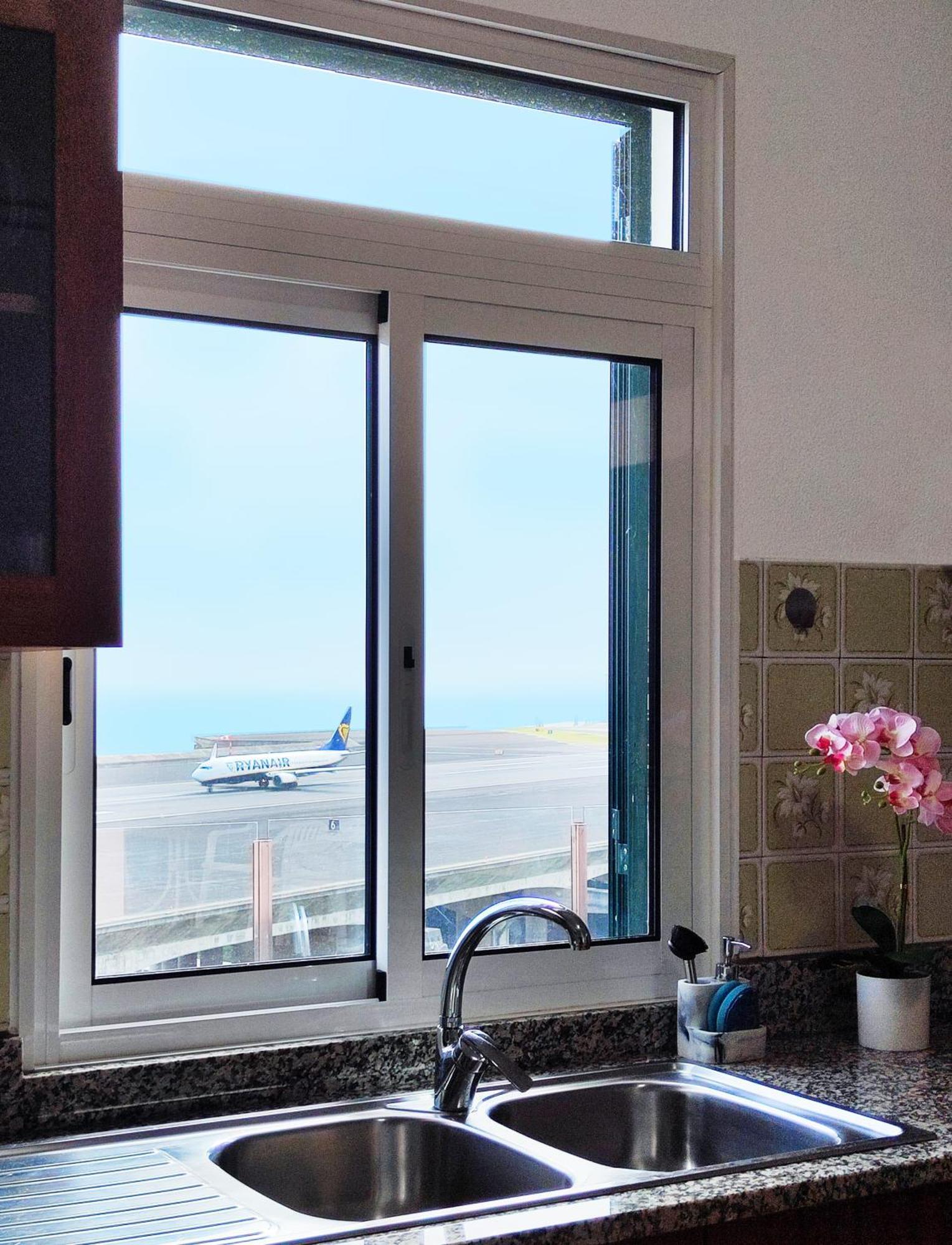 Gateone Al Airport View House Villa Machico  Ngoại thất bức ảnh