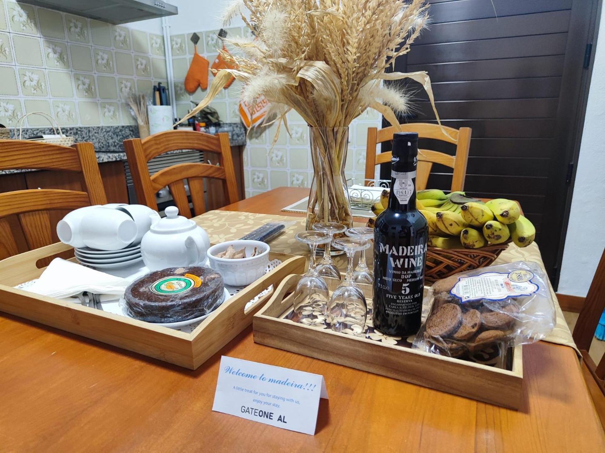 Gateone Al Airport View House Villa Machico  Ngoại thất bức ảnh